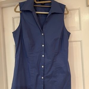 Sandra Ingrish size 10 light navy blue sleeveless bottom down top